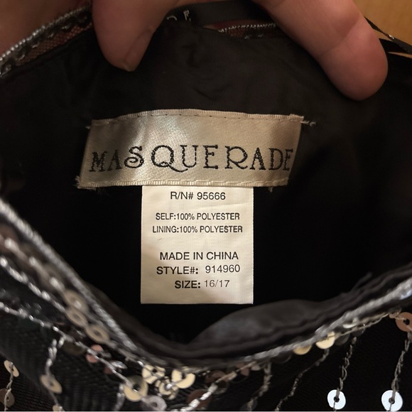 Masquerade Elegant Black Gown with Silver Accents Juniors 16/17 Vtg - Picture 7 of 9